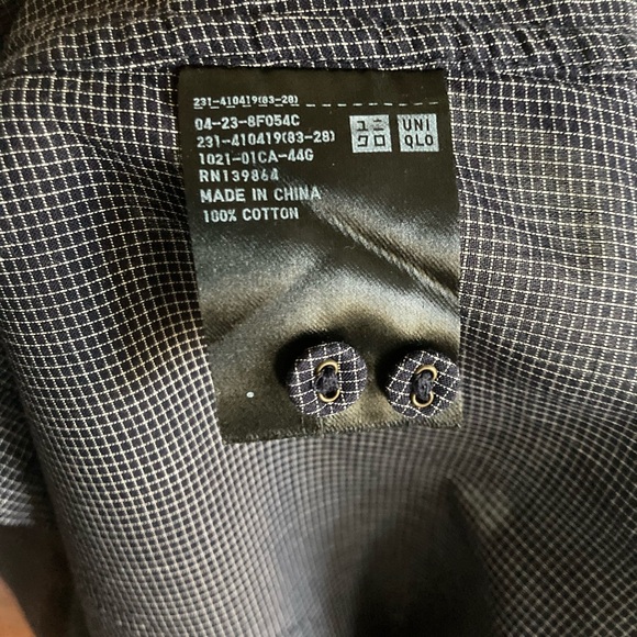 Ines de la Fressange Paris UNIQLO Collaboration Button-Up Long Sleeve Shirt - Picture 8 of 9